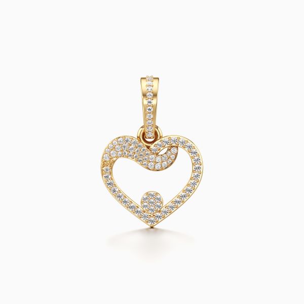 Curvilinear Heart Diamond Pendant